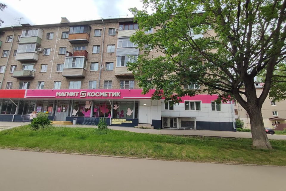 Продаётся 3-комнатная квартира, 55.8 м²