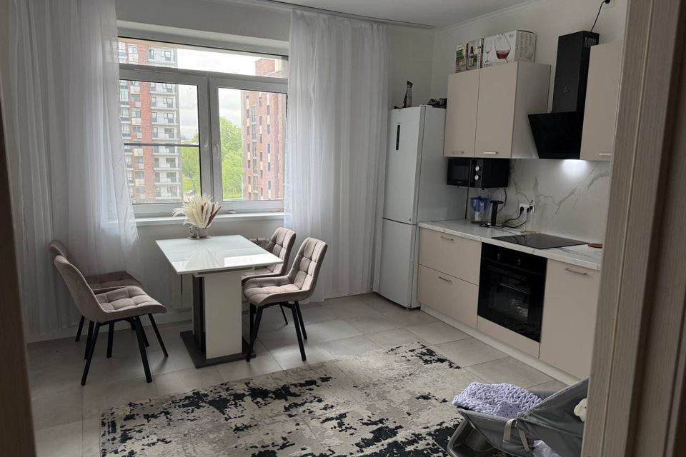 Продаётся 1-комнатная квартира, 39.8 м²