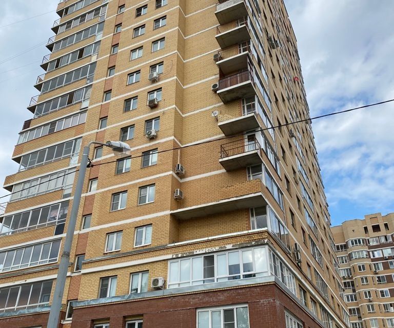 Продаётся 2-комнатная квартира, 53.5 м²