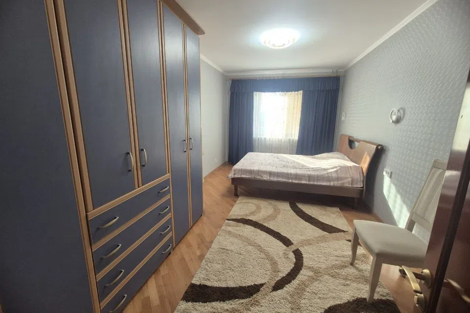 Продаётся 4-комнатная квартира, 79.6 м²