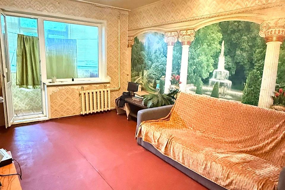 Продаётся 1-комнатная квартира, 42 м²