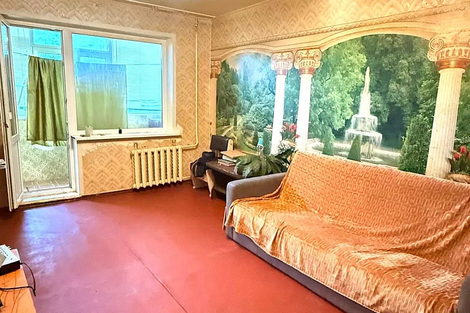 Продаётся 1-комнатная квартира, 42 м²