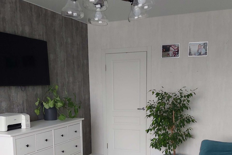 Продаётся 1-комнатная квартира, 40.8 м²