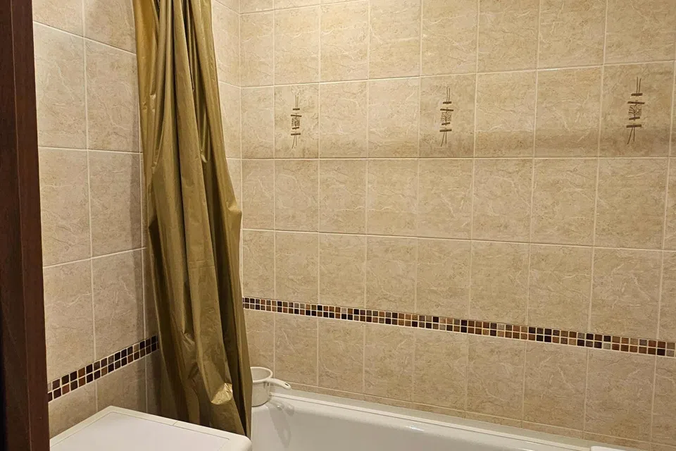 Сдаётся 2-комнатная квартира, 56 м²