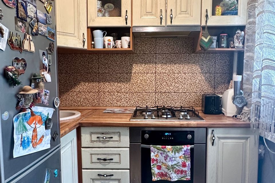 Продаётся 3-комнатная квартира, 58.2 м²