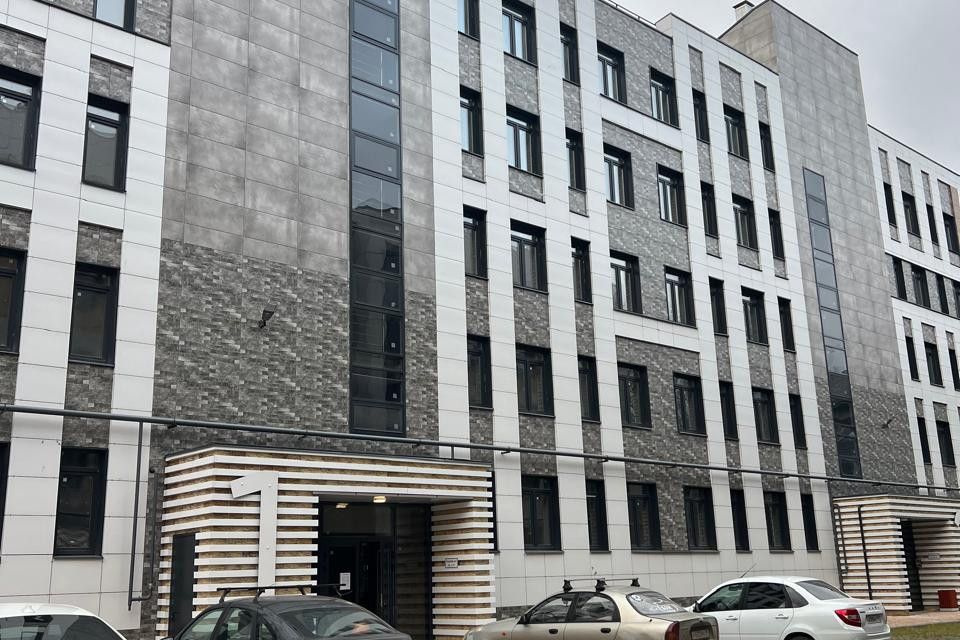 Продаётся 1-комнатная квартира, 56.7 м²