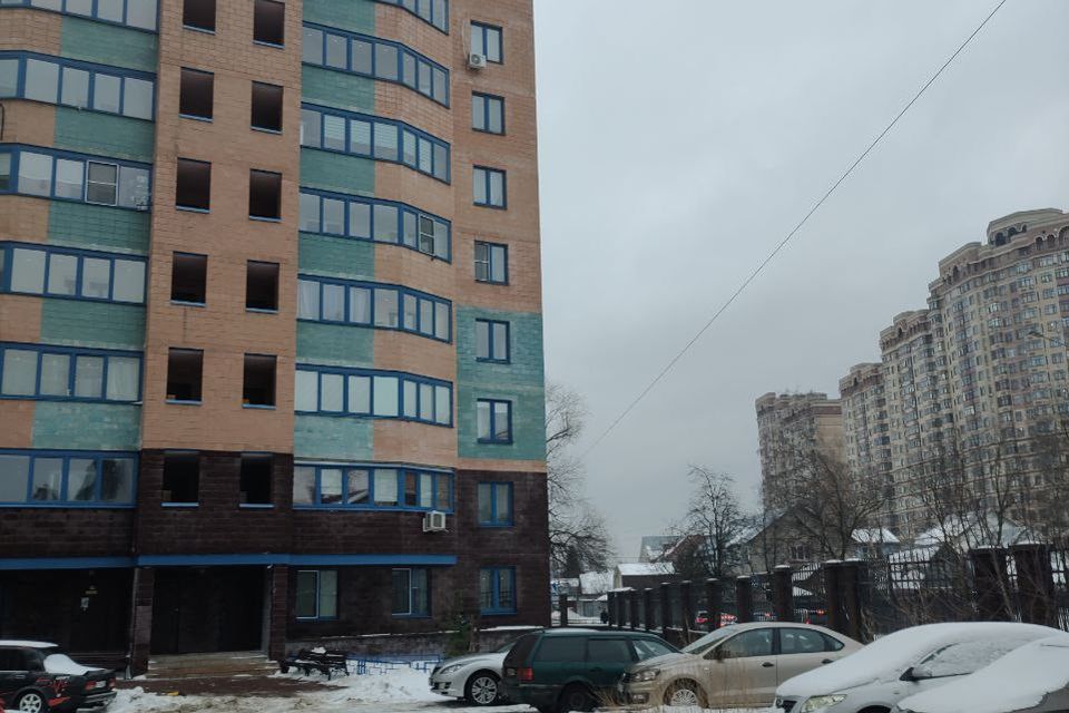 Продаётся 1-комнатная квартира, 37.3 м²