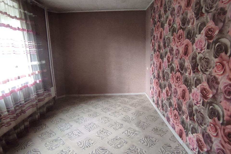 Продаётся 4-комнатная квартира, 77 м²