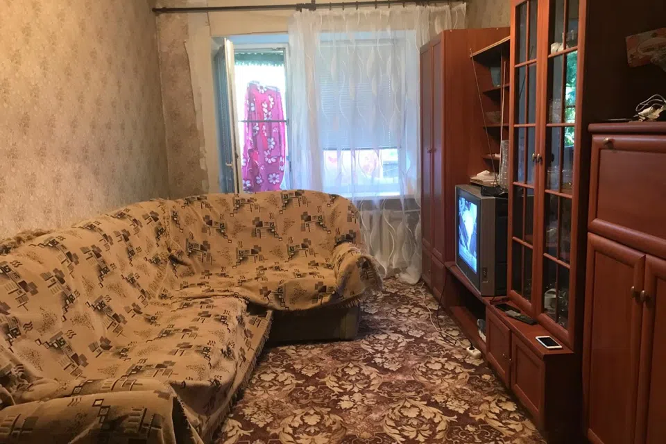 Продаётся 3-комнатная квартира, 54.3 м²