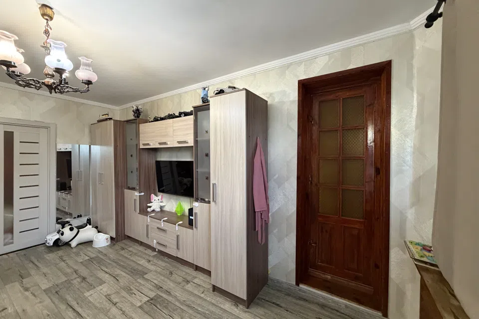 Продаётся 3-комнатная квартира, 74 м²