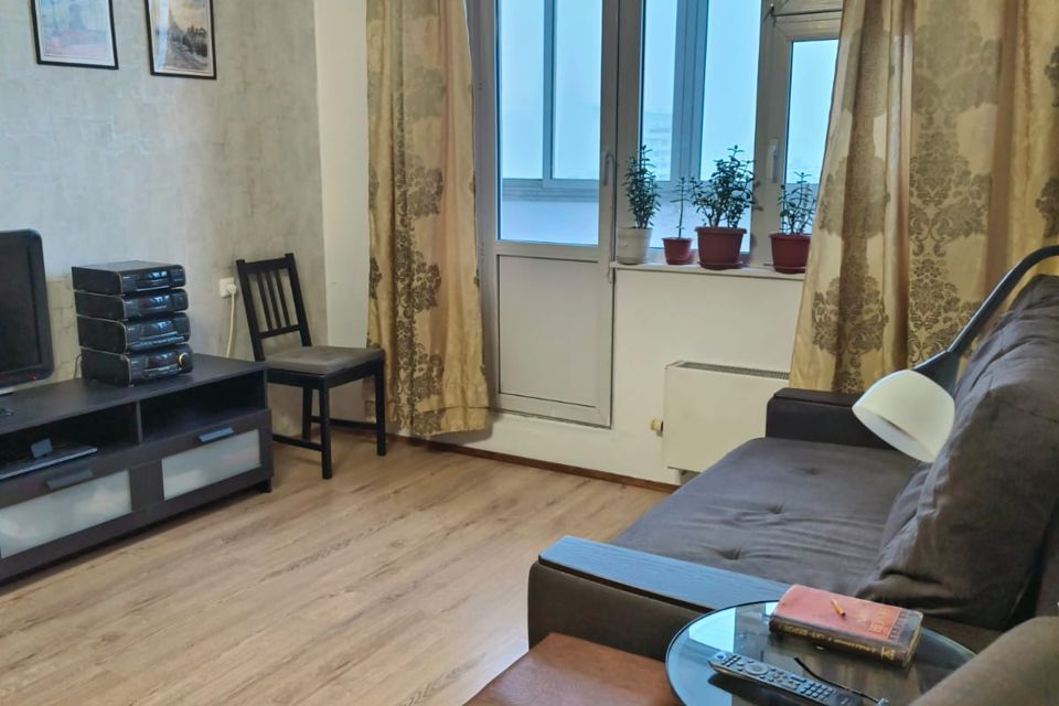 Продаётся 1-комнатная квартира, 39 м²