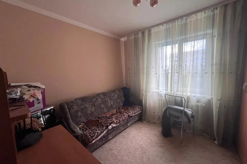 Продаётся 4-комнатная квартира, 81 м²