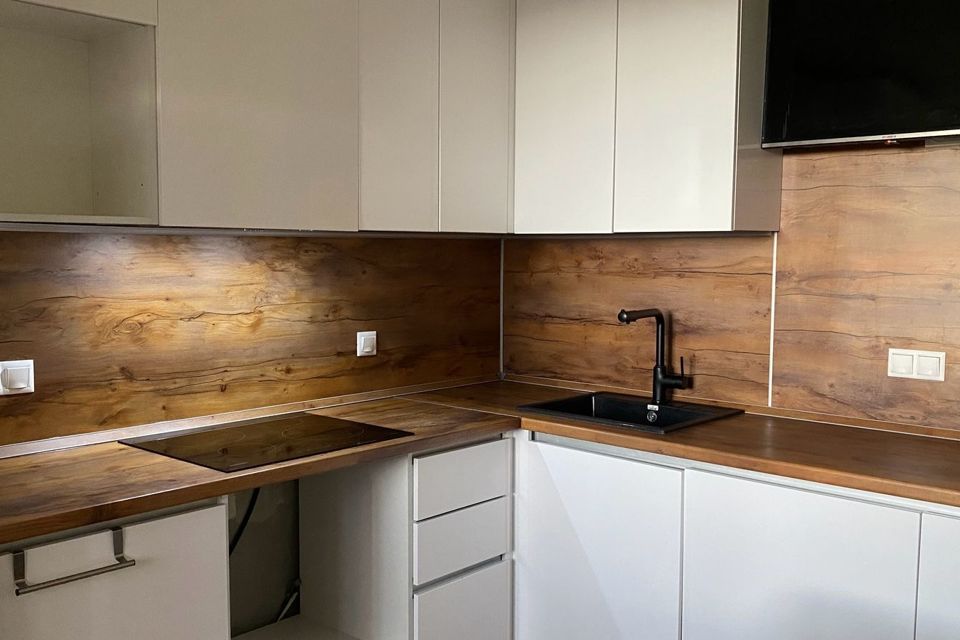 Продаётся 2-комнатная квартира, 56.6 м²