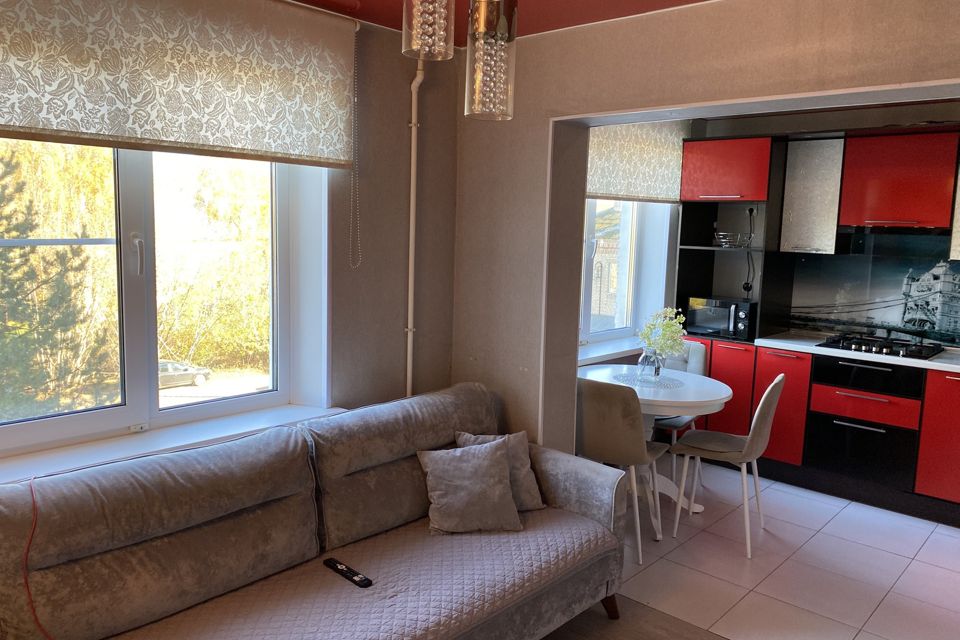 Продаётся 3-комнатная квартира, 63 м²