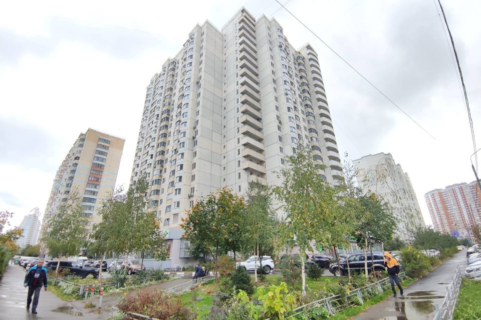 Продаётся 4-комнатная квартира, 101.2 м²