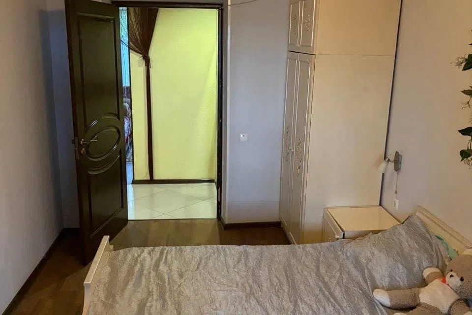 Продаётся 3-комнатная квартира, 61.6 м²