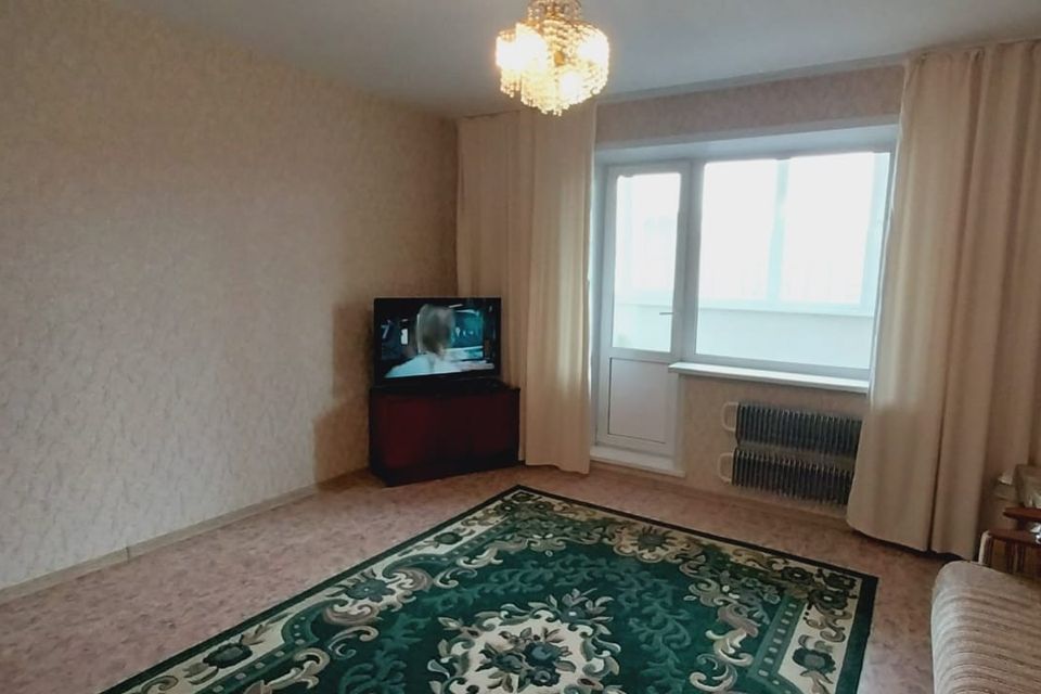 Сдаётся 1-комнатная квартира, 42 м²