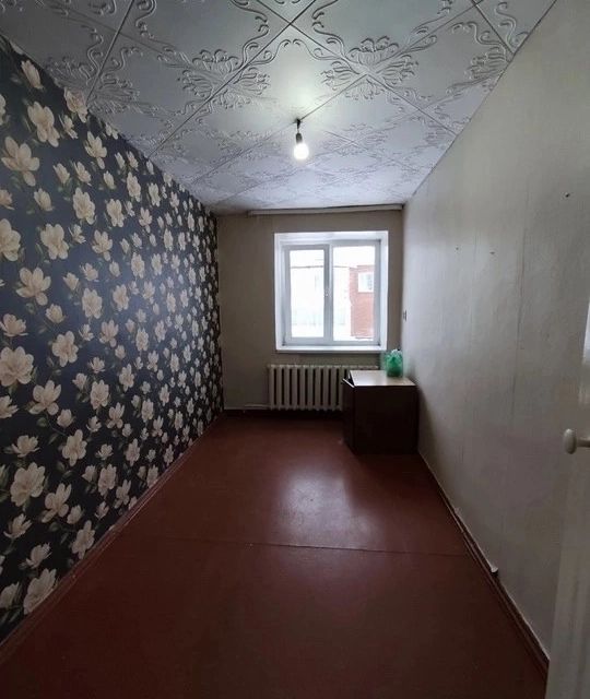 Продаётся 3-комнатная квартира, 58.3 м²