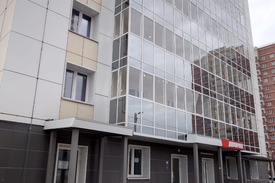 Продаётся 1-комнатная квартира, 47 м²