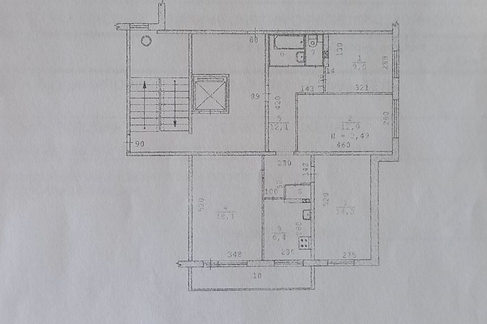 Продаётся 4-комнатная квартира, 77.7 м²