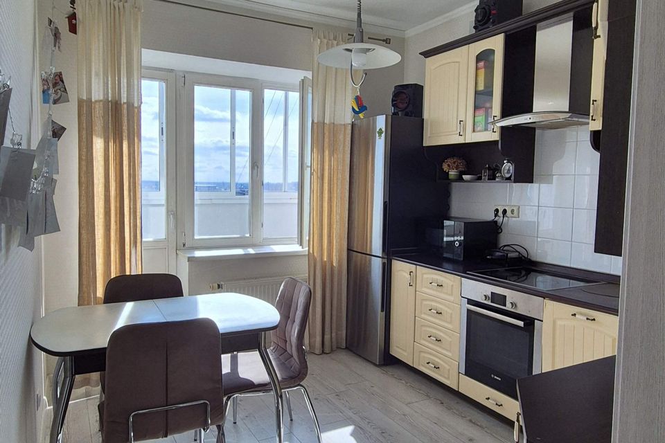 Продаётся 2-комнатная квартира, 54.6 м²