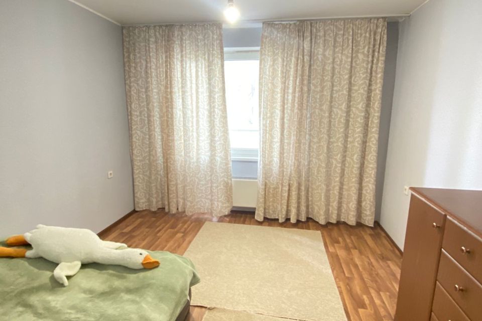 Продаётся 2-комнатная квартира, 65.2 м²