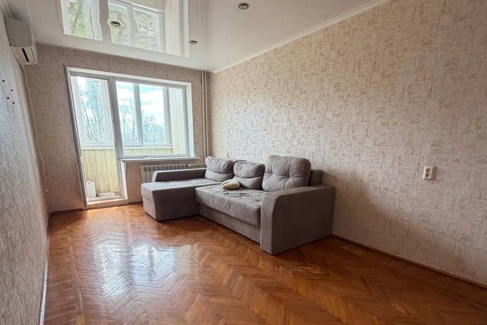 Продаётся 3-комнатная квартира, 61.5 м²
