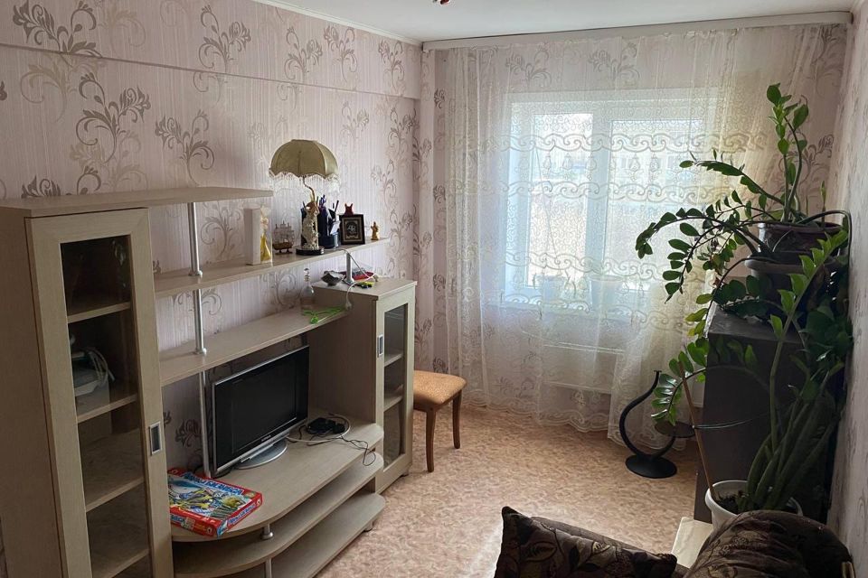 Продаётся 3-комнатная квартира, 58.4 м²