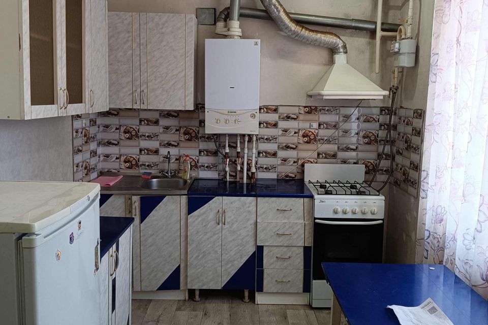 Продаётся 1-комнатная квартира, 41 м²