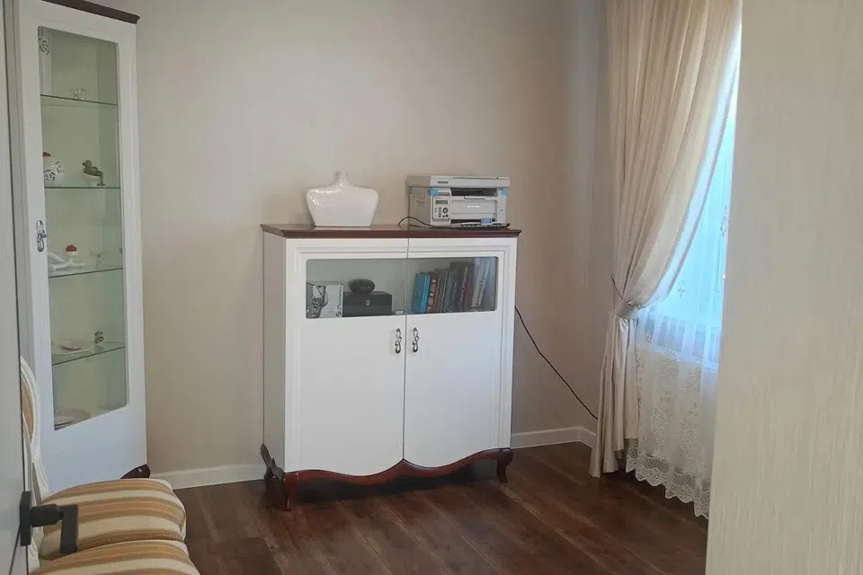 Продаётся 3-этажный дом, 260.8 м²