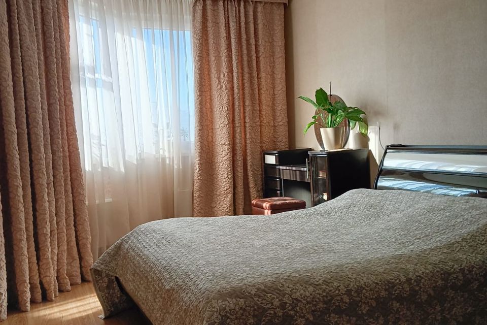 Продаётся 3-комнатная квартира, 65 м²