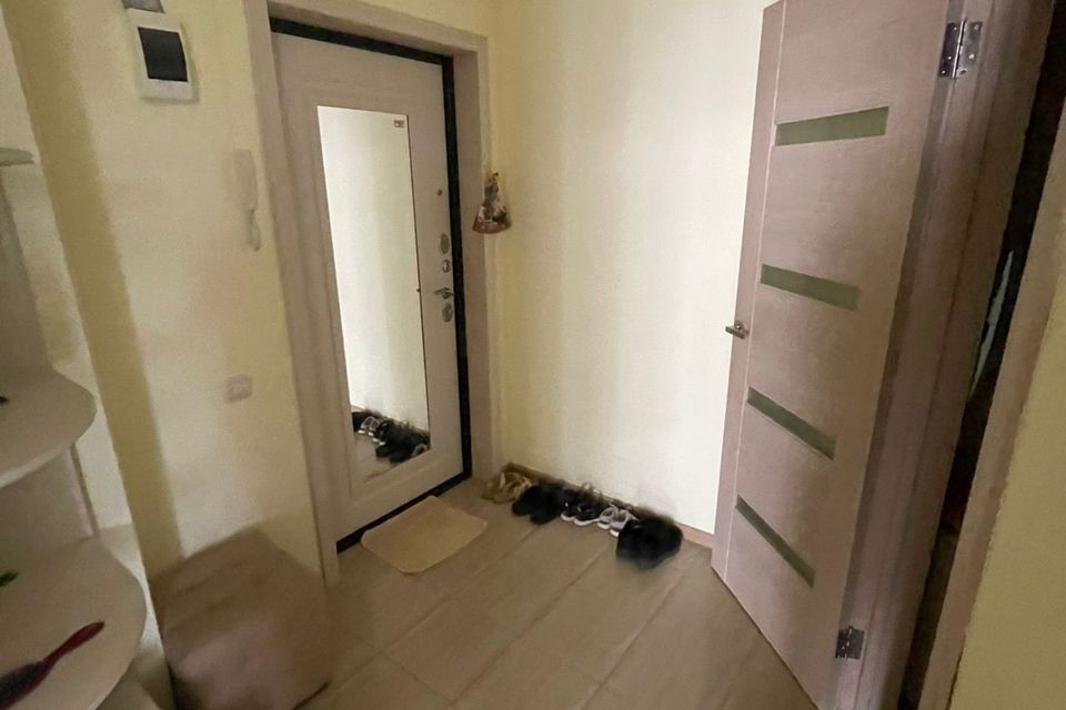 Продаётся 1-комнатная квартира, 49 м²