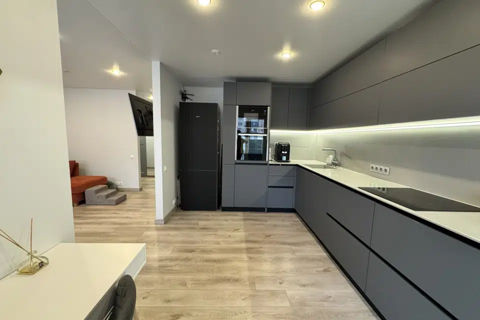 Продаётся 3-комнатная квартира, 72.5 м²