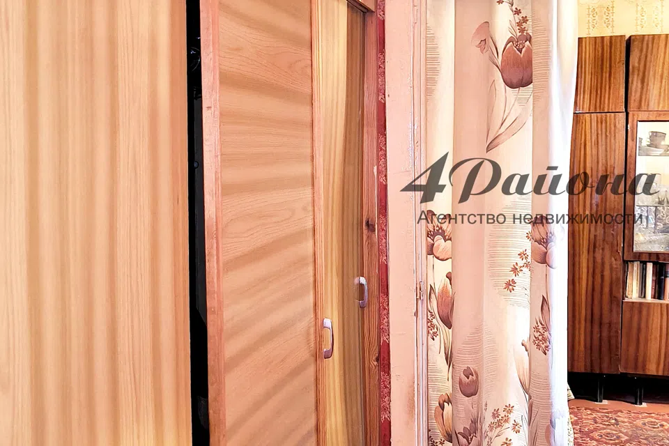 Продаётся 2-комнатная квартира, 55.8 м²