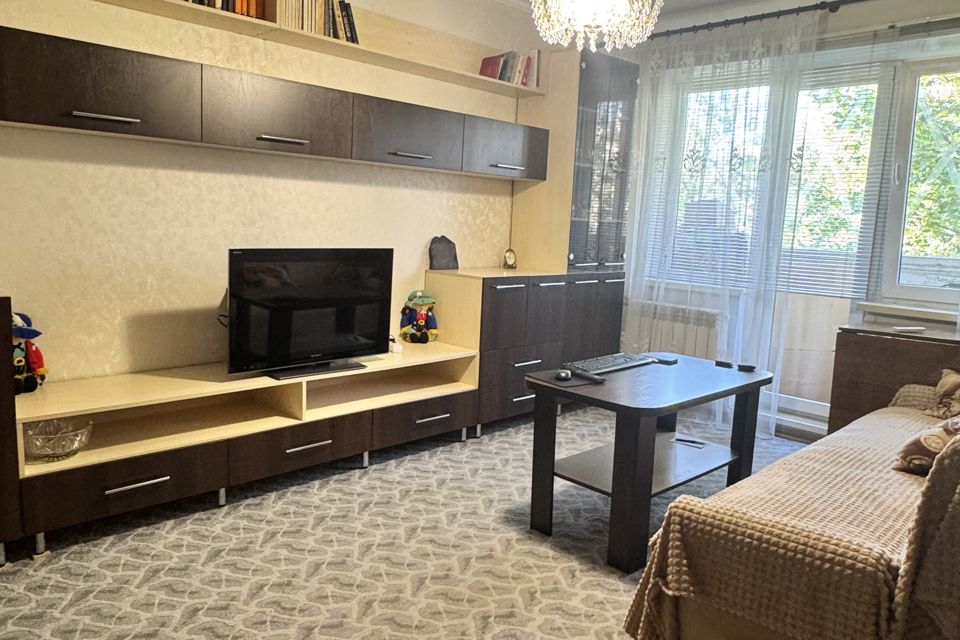 Продаётся 3-комнатная квартира, 62 м²