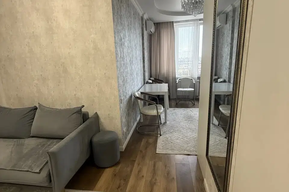 Продаётся 3-комнатная квартира, 74.5 м²