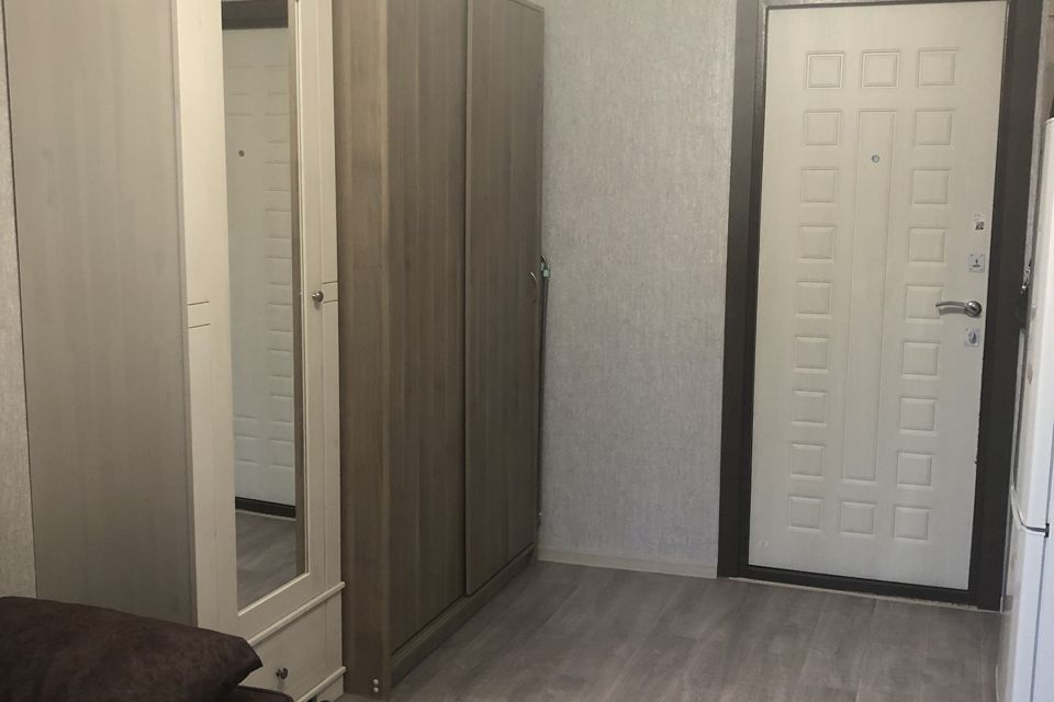 Продаётся 5 комнат в 5-комн. квартире, 12 м²