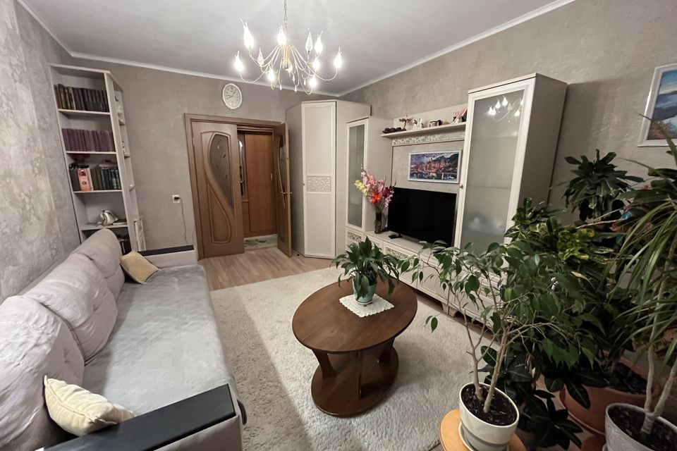 Продаётся 3-комнатная квартира, 64 м²