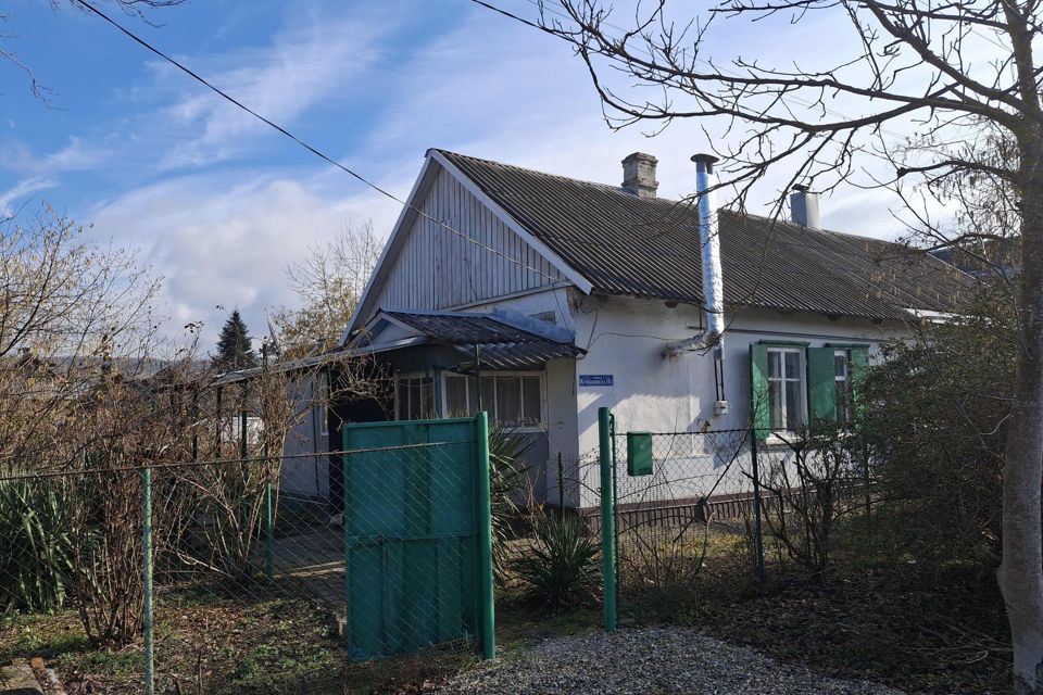 Продаётся 3-комнатная квартира, 40 м²