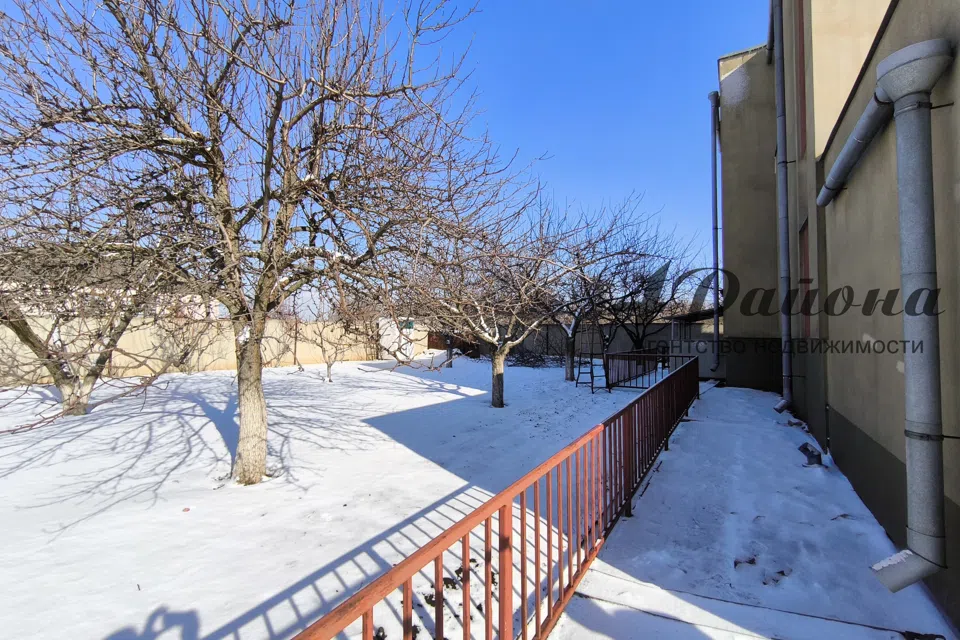 Продаётся 2-этажный дом, 180 м²