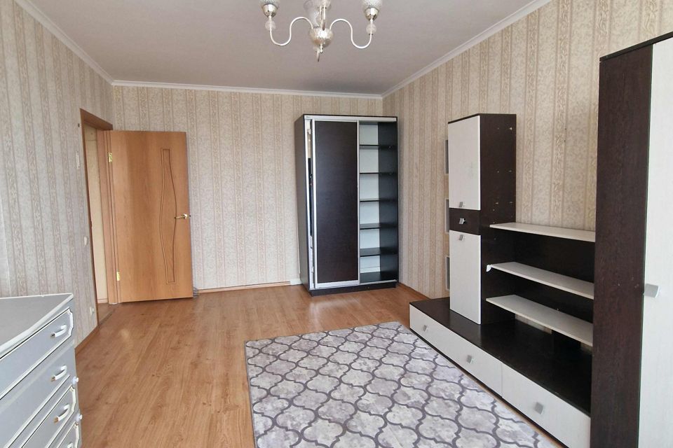 Продаётся 1-комнатная квартира, 38 м²