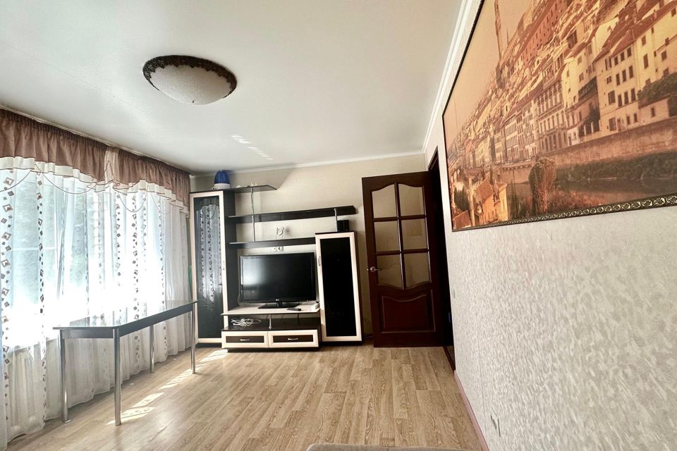Продаётся 2-комнатная квартира, 40.6 м²