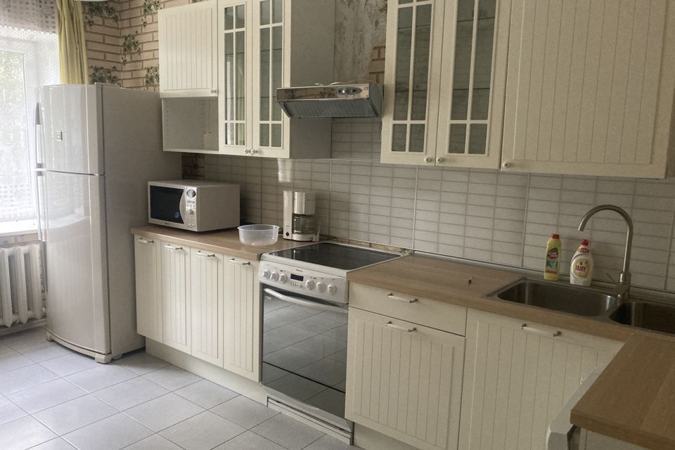 Продаётся 3-комнатная квартира, 102.7 м²