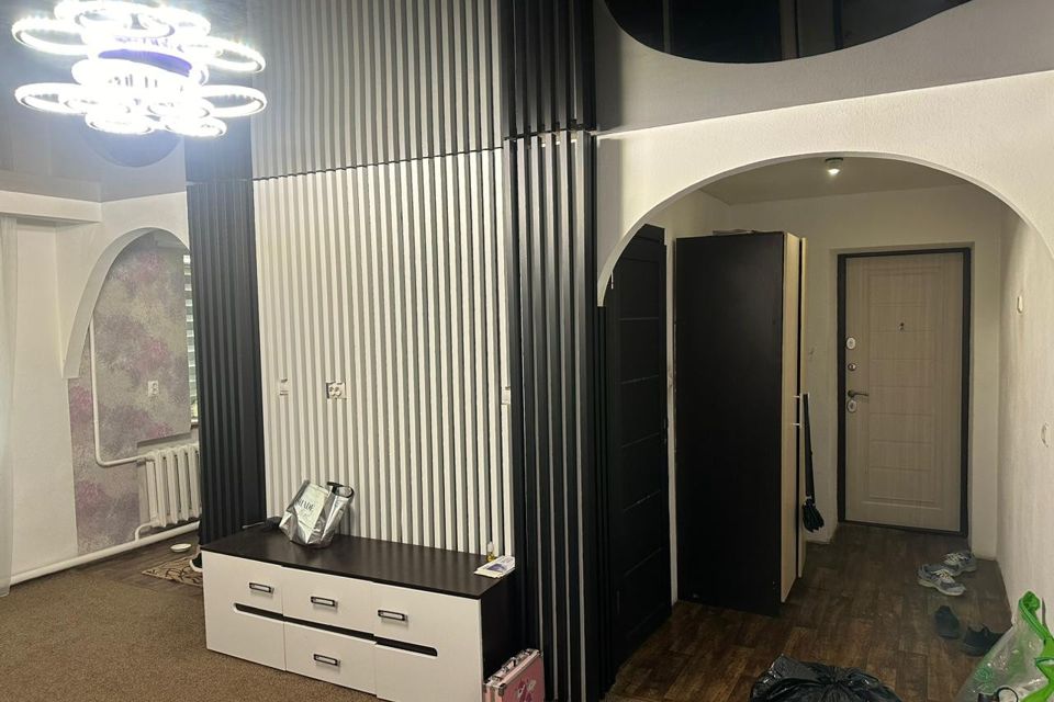 Продаётся 3-комнатная квартира, 56 м²