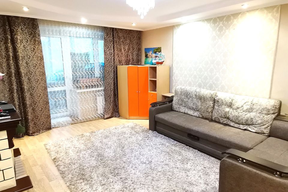 Продаётся 2-комнатная квартира, 56.2 м²