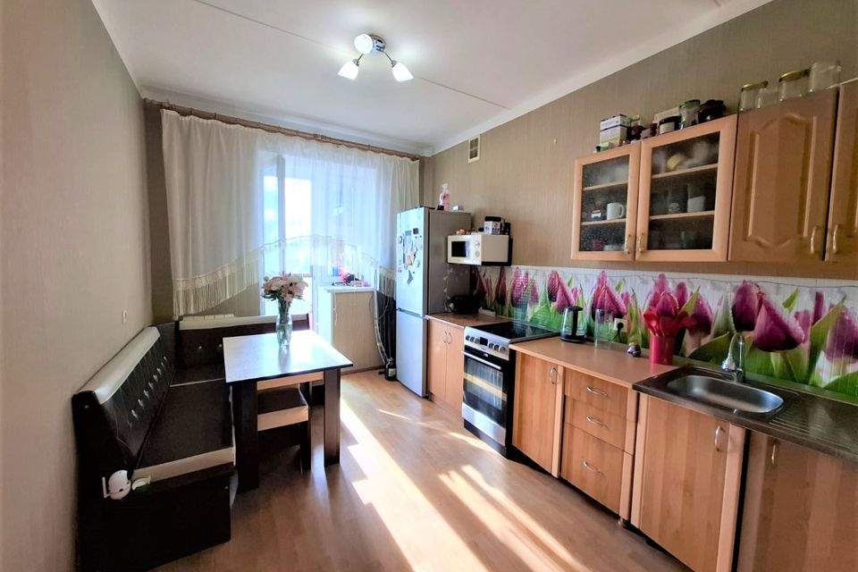 Продаётся 1-комнатная квартира, 38.8 м²