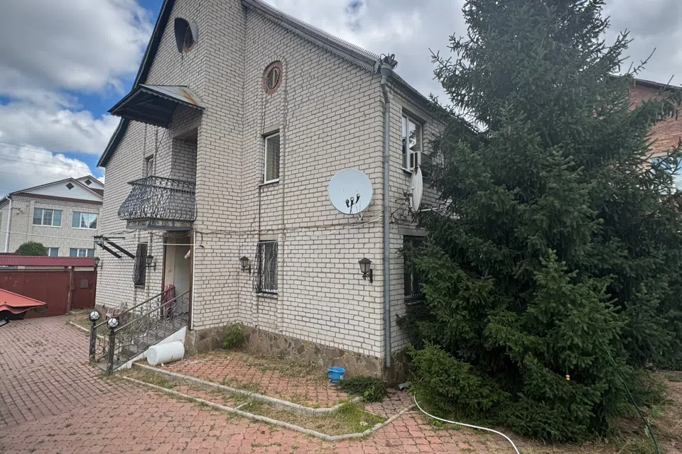 Продаётся 2-этажный дом, 156 м²
