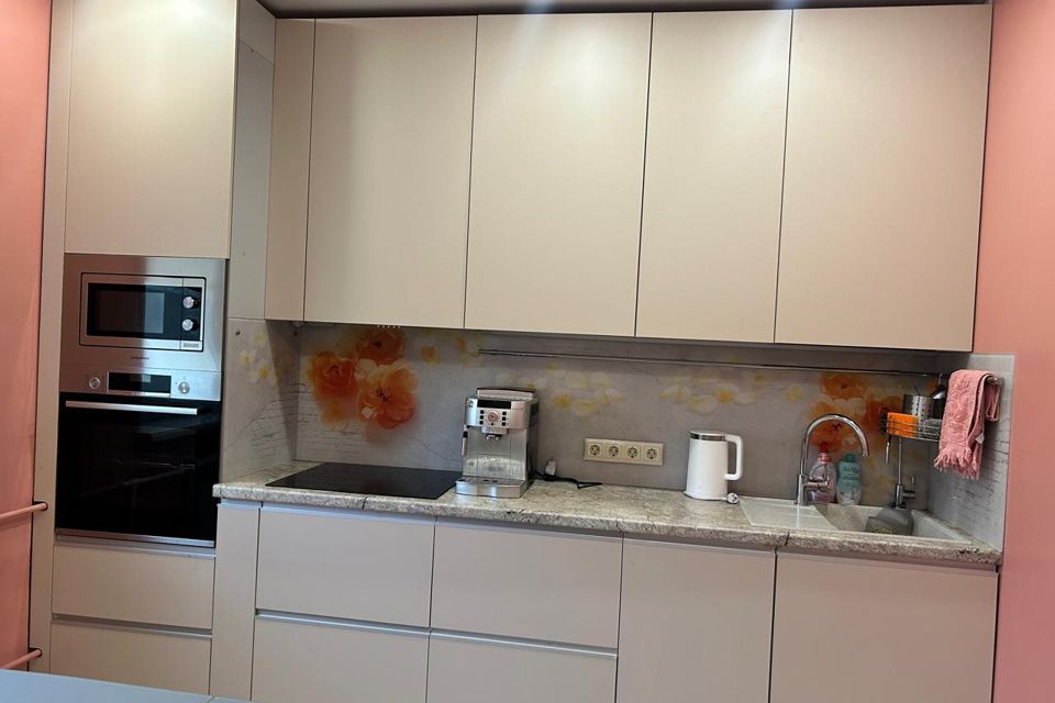 Продаётся 3-комнатная квартира, 70.1 м²