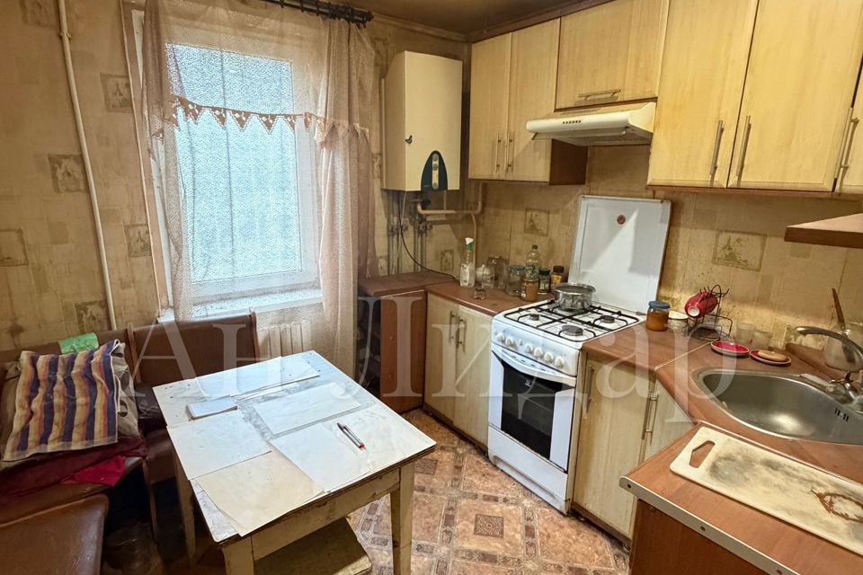 Продаётся 1-комнатная квартира, 38 м²