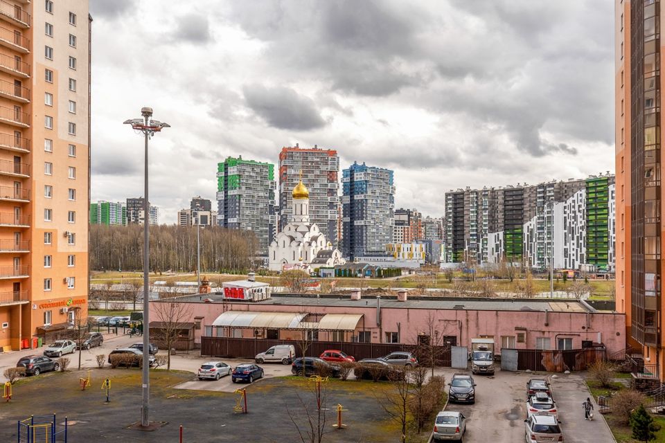 Продаётся 2-комнатная квартира, 56 м²